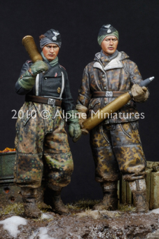 1/35 武装親衛隊 パンタークルーセット(2体セット/4ヘッド付)
