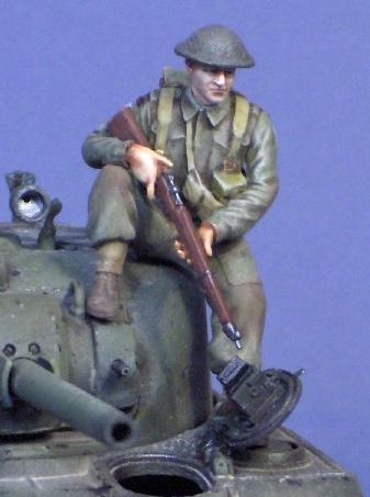 1/35 ライフルを持つ戦車跨乗兵