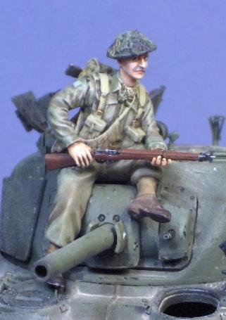 1/35 ライフルを持つ戦車跨乗兵 2