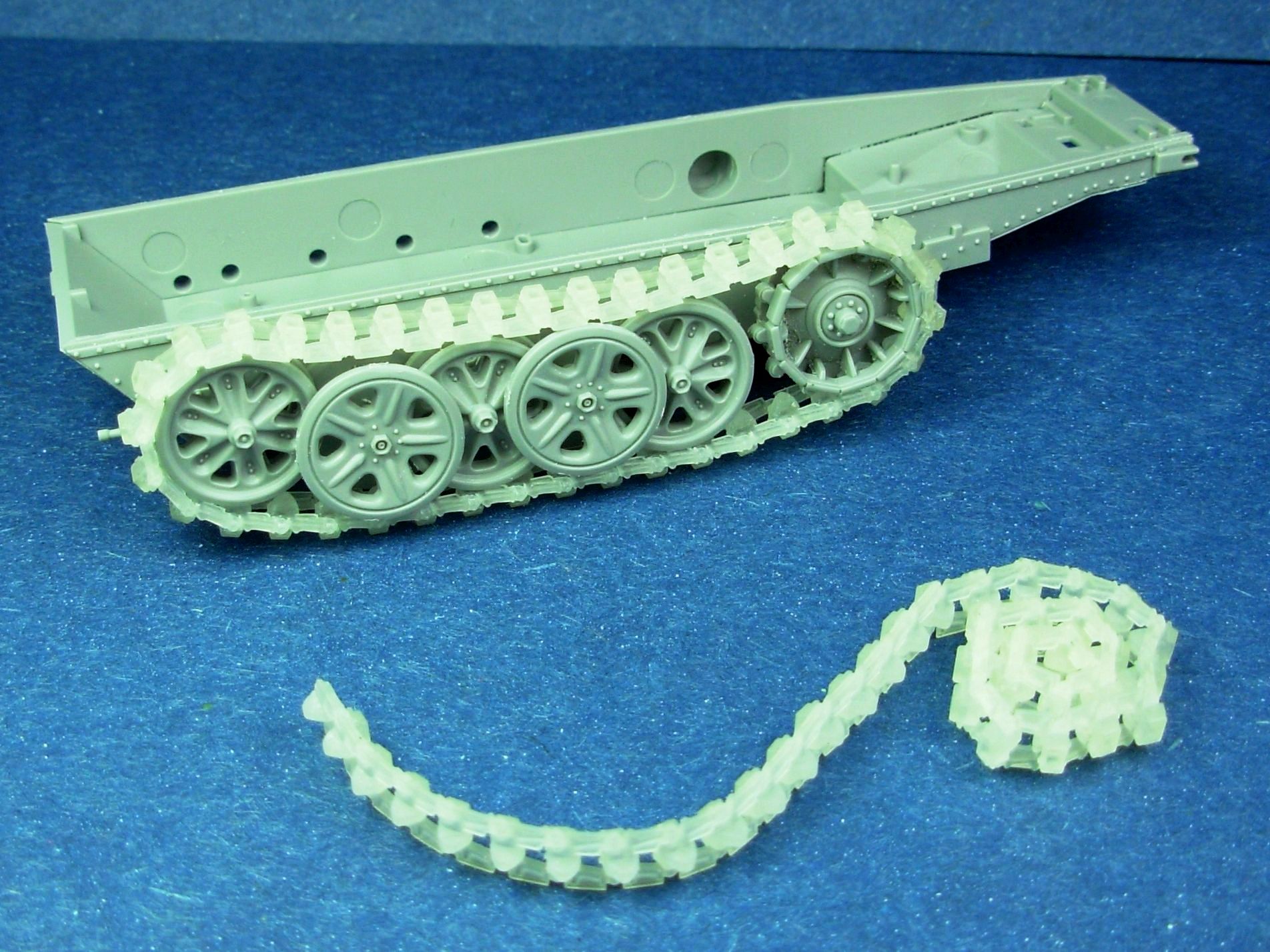 1/35 ドイツ軍 Sd.Kfz.250用 可動式履帯(3Dプリンター製)